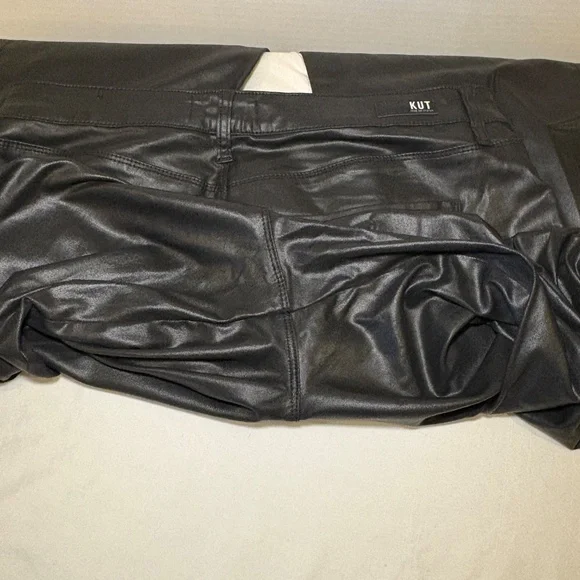 Kut From The Kloth Womens Size 16 W High Rise Fab Ab Flare Faux Black Leather - Picture 8 of 13